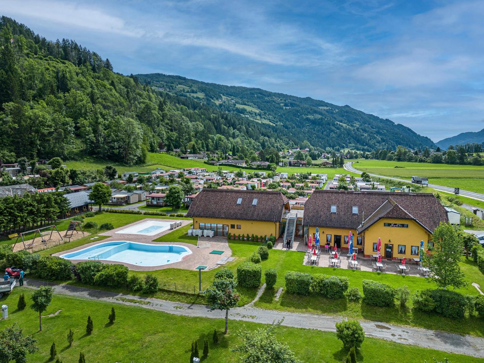Albatross Mobile Homes On Camping Bella Austria Sankt Peter am Kammersberg Exteriér fotografie
