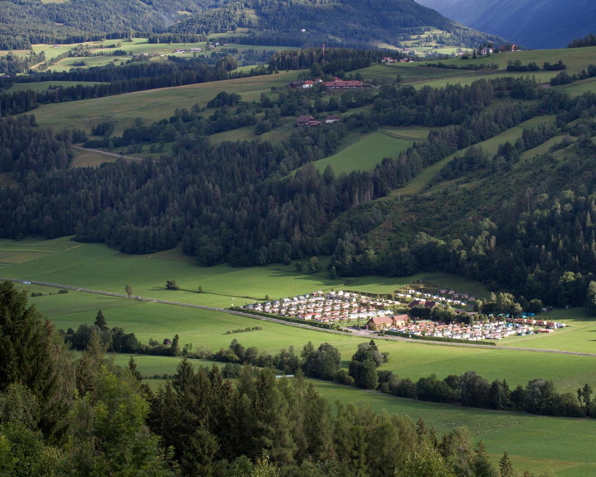 Albatross Mobile Homes On Camping Bella Austria Sankt Peter am Kammersberg Exteriér fotografie